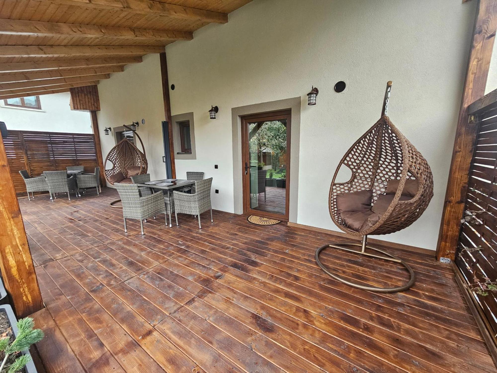 Arbor Inn Brasov Exterior photo